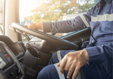 driver sat in lorry thinking about the best choice temporary or contract hgv driver jobs